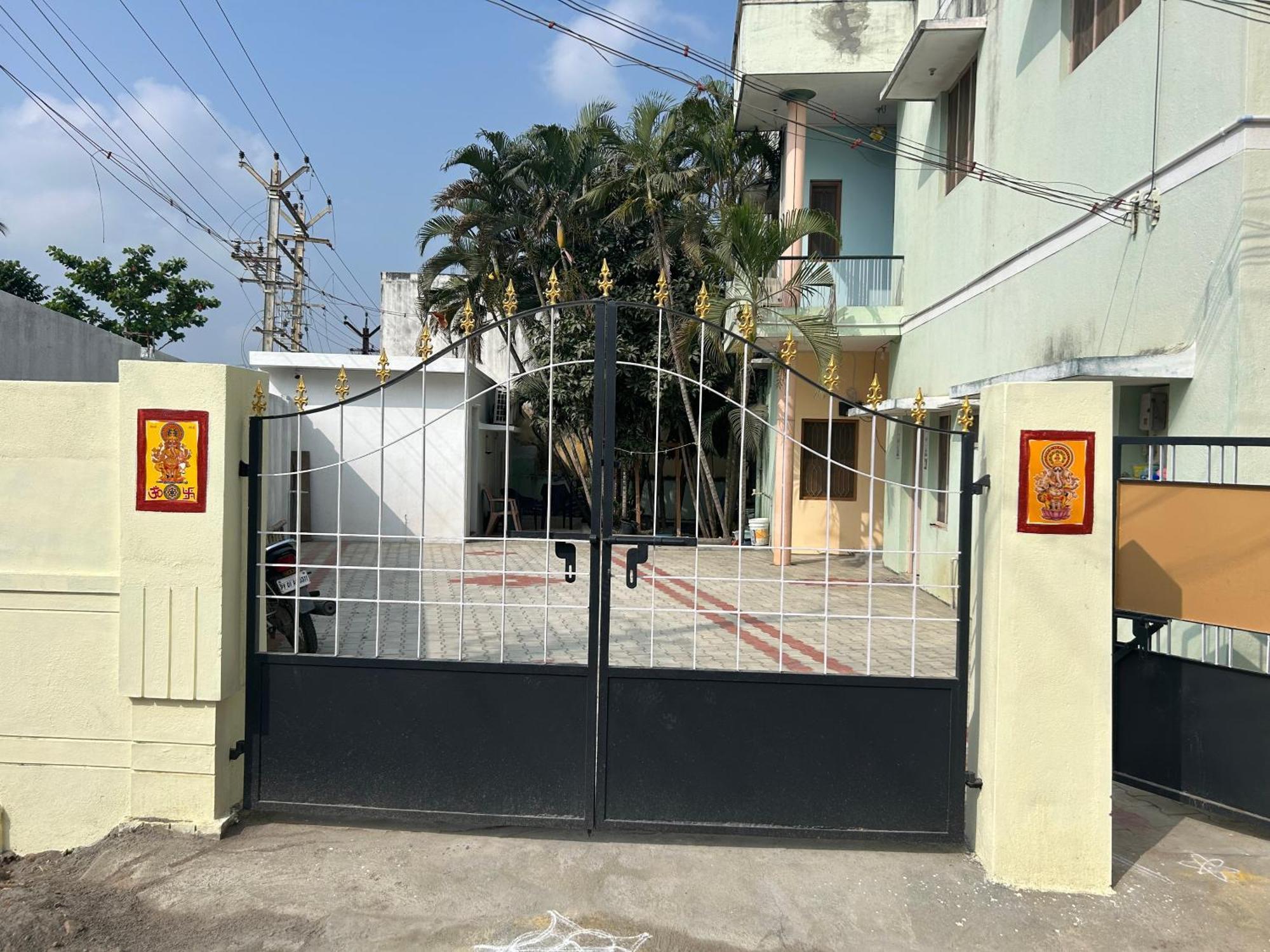 Ferienwohnung Uman Garden House Tiruvannāmalai Exterior foto