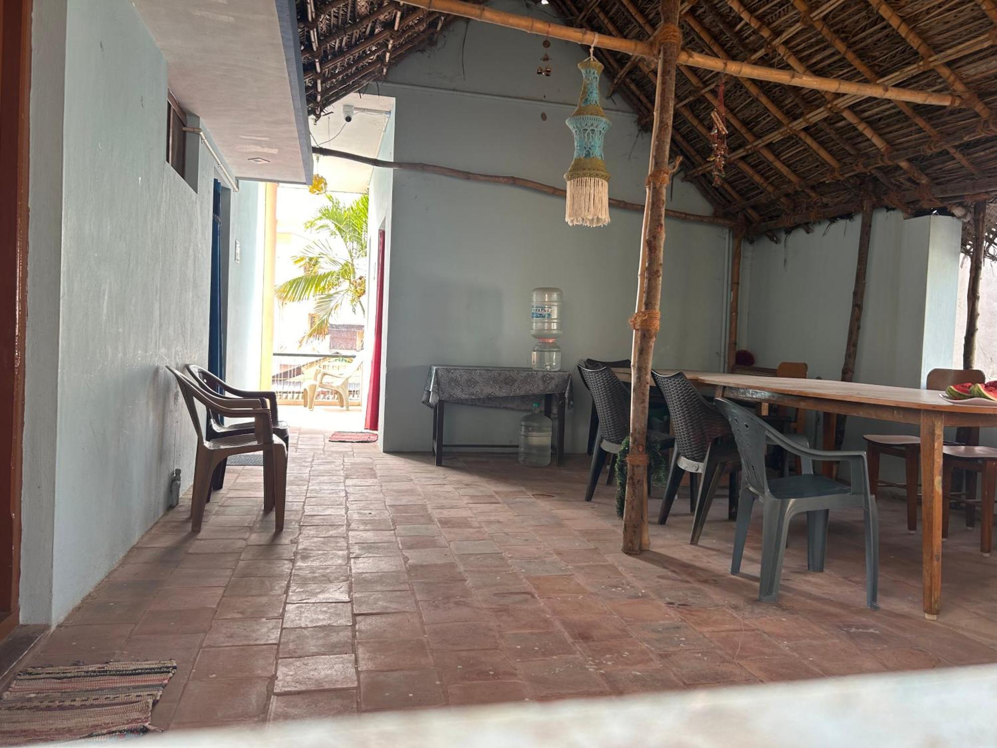 Ferienwohnung Uman Garden House Tiruvannāmalai Exterior foto