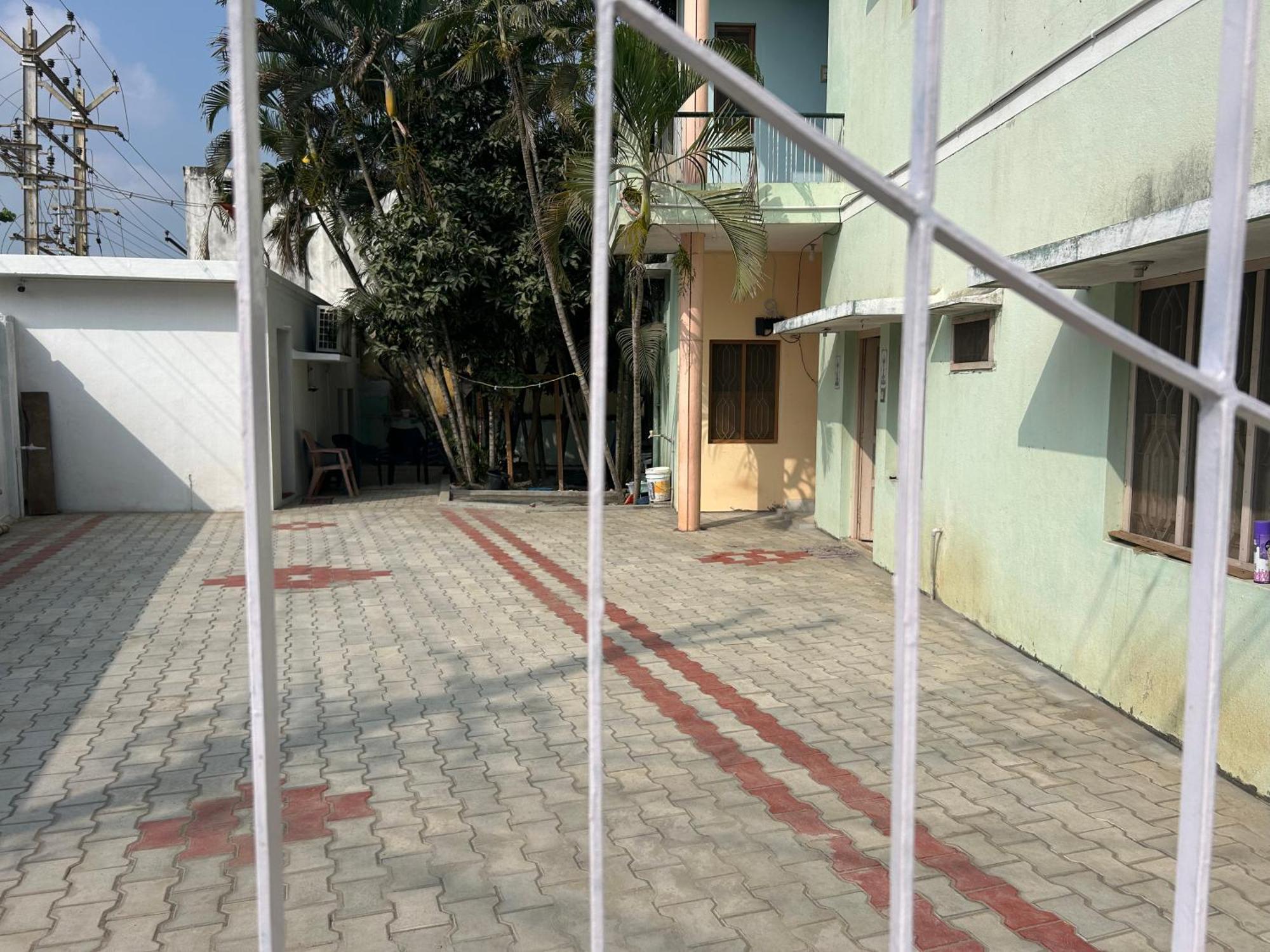 Ferienwohnung Uman Garden House Tiruvannāmalai Exterior foto
