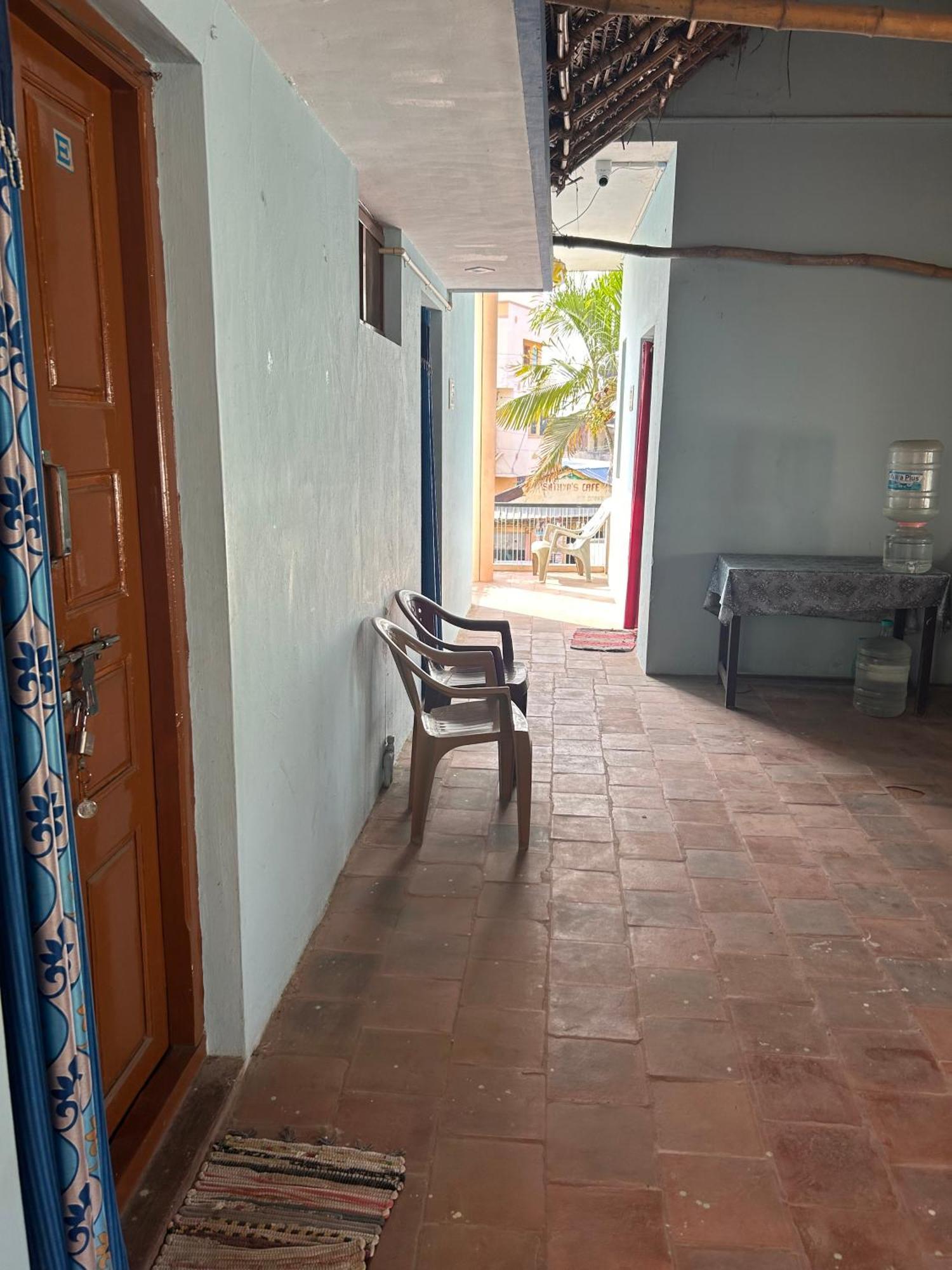 Ferienwohnung Uman Garden House Tiruvannāmalai Exterior foto