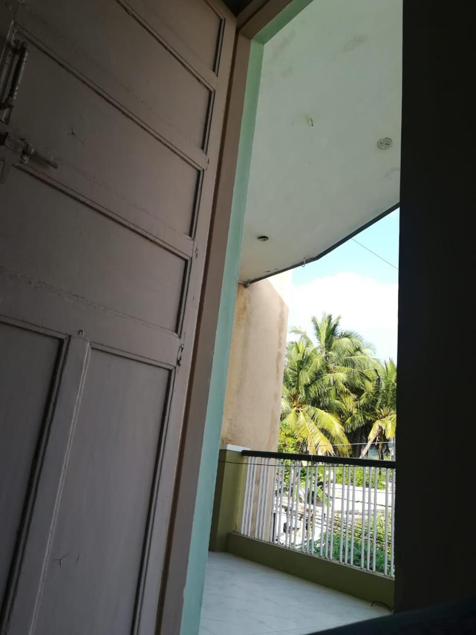 Ferienwohnung Uman Garden House Tiruvannāmalai Exterior foto